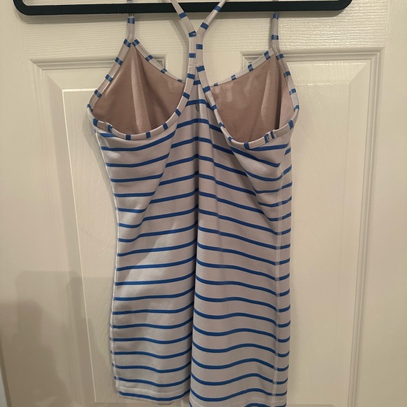 Lululemon Bundle - Women's Tank Top Set - Black, Gray, and Striped sz 8-10 - Picture 3 of 12